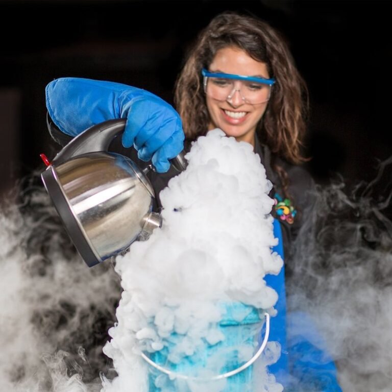 Science Show with Liquid Nitrogen